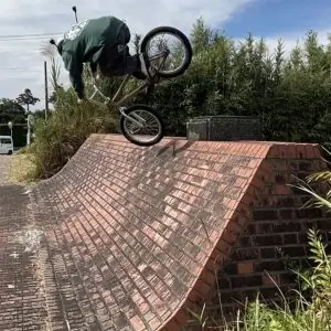 Read more about the article みなさんBMX乗ってますか？